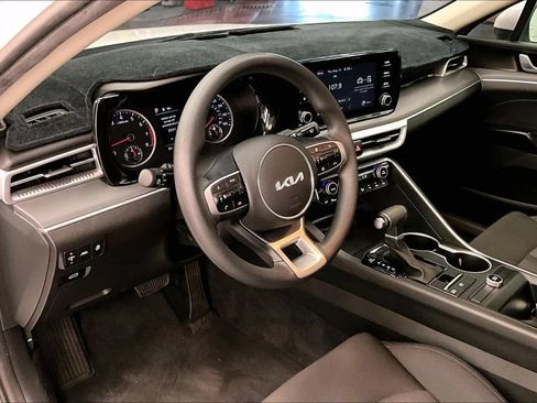 Used 2023 Kia K5 LXS FWD image 13