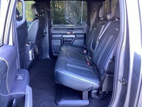 Used 2022 Ford F250 Platinum w/ FX4 Off-Road Package image 37