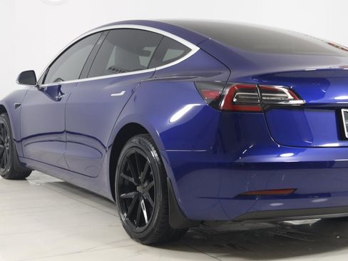 Used 2020 Tesla Model 3 Standard Range image 24