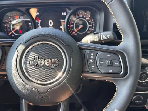 Used 2024 Jeep Wrangler Unlimited Sport AWD/4WD image 24