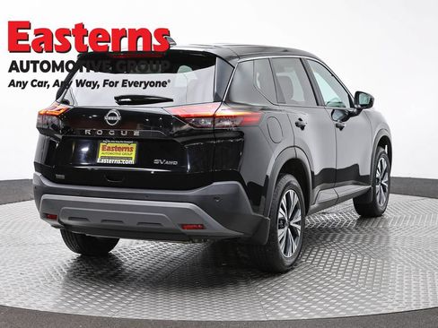 Used 2023 Nissan Rogue SV AWD/4WD image 5