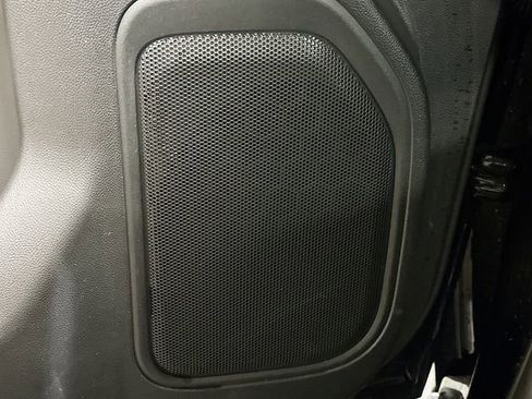 Used 2022 Chevrolet Silverado 1500 RST image 19