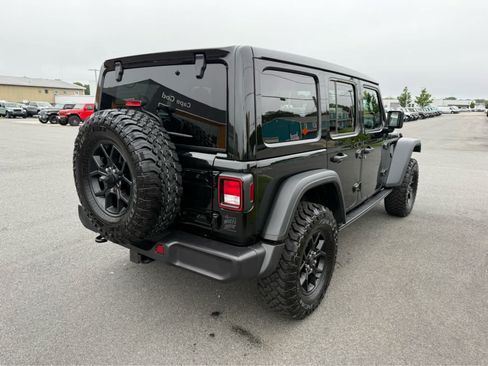 Used 2026 Jeep Wrangler Unlimited Sport AWD/4WD image 14