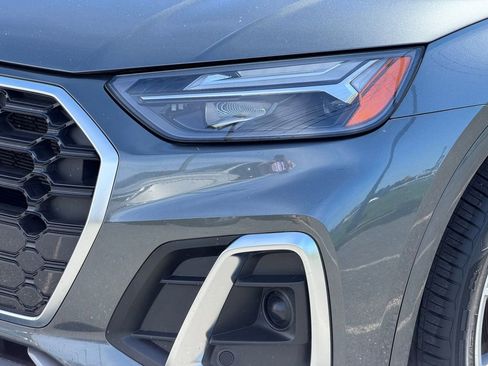 Used 2023 Audi Q5 e Premium Plus w/ Premium Plus Package image 7