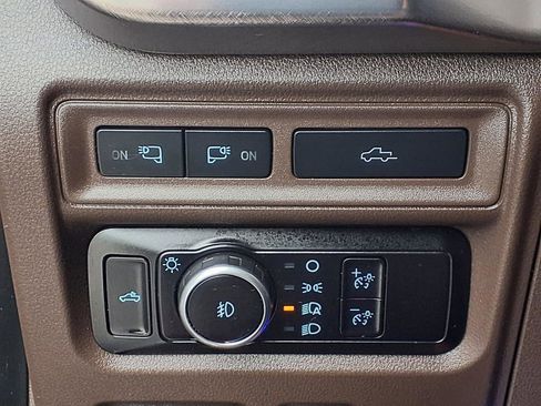 Used 2023 Ford F150 King Ranch w/ Equipment Group 601A High AWD/4WD image 12
