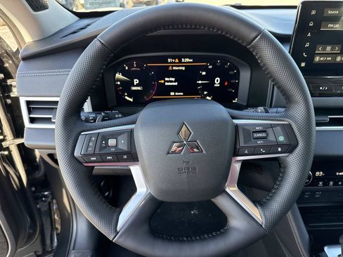 New 2026 Mitsubishi Outlander SEL FWD image 39