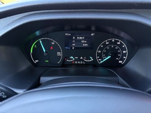 New 2024 Ford E-Transit Low Roof image 17