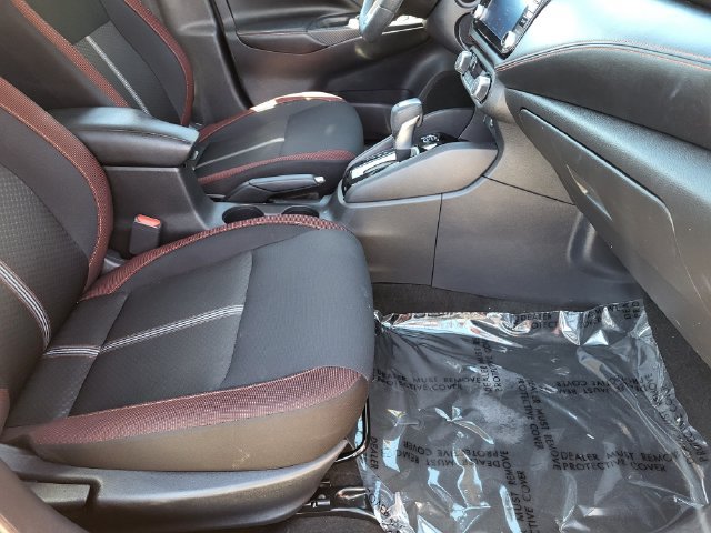 Certified 2023 Nissan Versa SR w/ Trunk Package FWD image 11