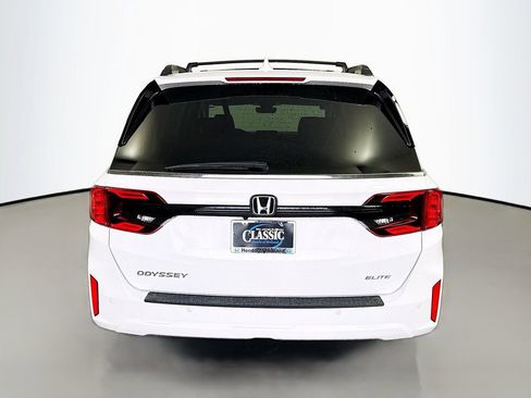 New 2026 Honda Odyssey Elite image 6