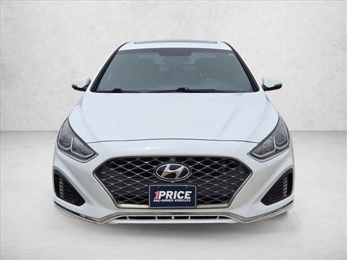 Used 2018 Hyundai Sonata Sport w/ Cargo Package FWD image 2