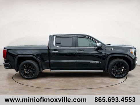 Used 2021 GMC Sierra 1500 Denali w/ Denali Ultimate Package AWD/4WD image 2