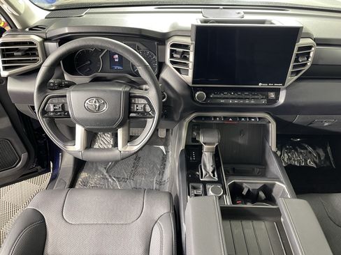 Used 2023 Toyota Tundra SR5 w/ SR5 Premium Package AWD/4WD image 10