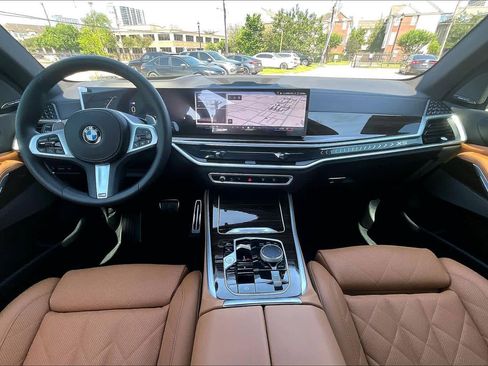 Used 2026 BMW X5 sDrive40i w/ M Sport Package RWD image 14