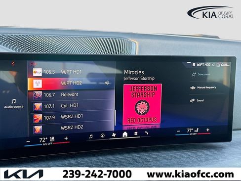 Used 2025 BMW 430i xDrive w/ Premium Package image 32