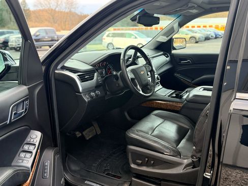 Used 2015 Chevrolet Suburban LTZ image 10