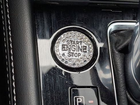 Used 2024 Nissan Kicks SV image 24