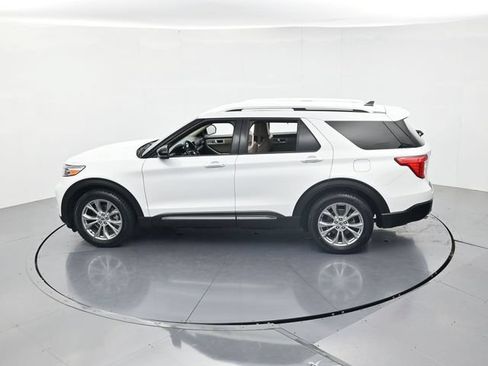Certified 2022 Ford Explorer Limited w/ Equipment Group 301A RWD image 47