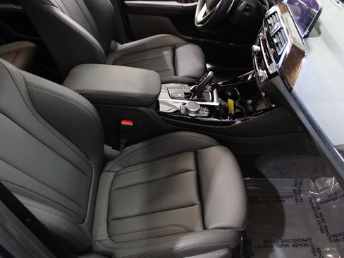 Used 2021 BMW X3 xDrive30i w/ Premium Package image 34