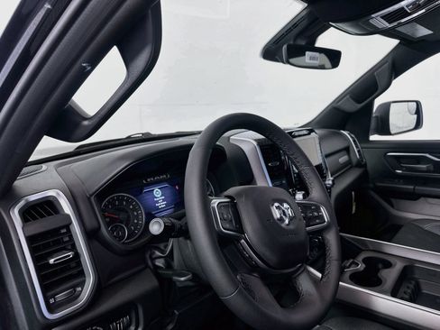 New 2026 RAM 1500 4x4 Crew Cab image 9