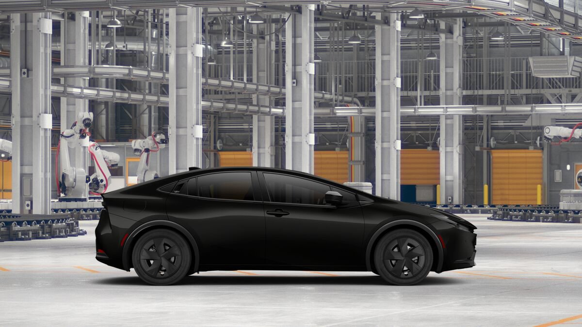 New 2027 Toyota Prius Plug-In Hybrid FWD image 12