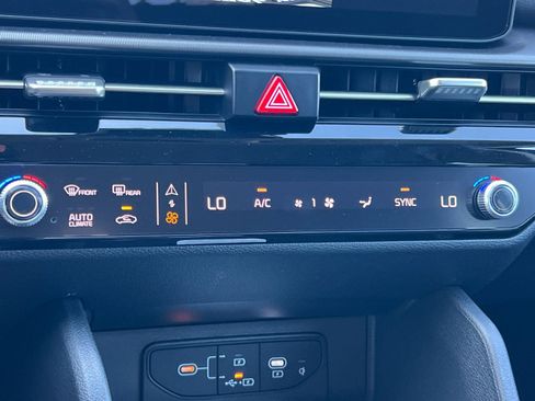 New 2026 Kia Sportage EX FWD image 20