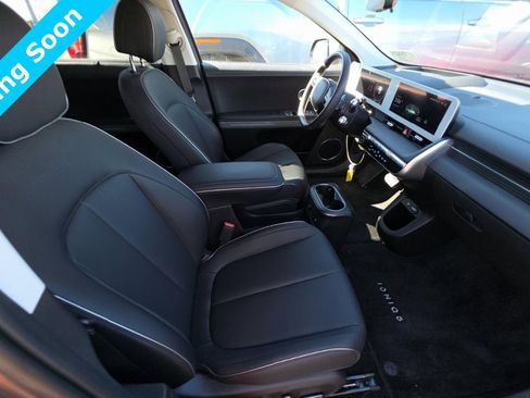 Used 2024 Hyundai Ioniq 5 Limited image 11