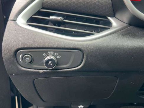 Used 2023 Chevrolet Malibu LT image 20