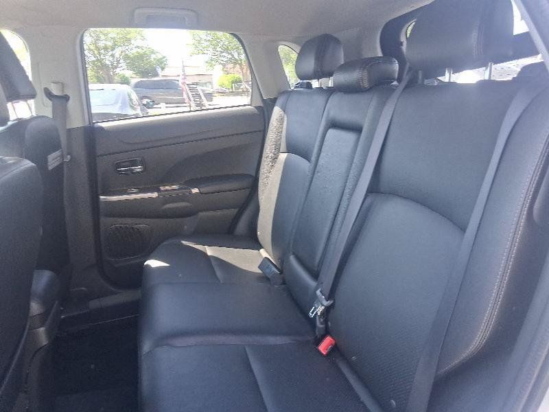 Used 2018 Mitsubishi Outlander Sport SEL FWD image 15