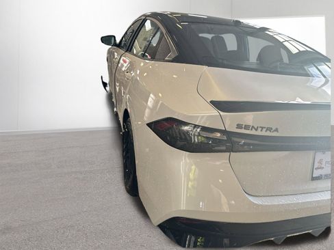 New 2026 Nissan Sentra SR w/ Floor Mat Package image 31