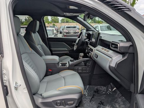 Used 2024 Toyota Tacoma 4x4 Double Cab Hybrid image 12