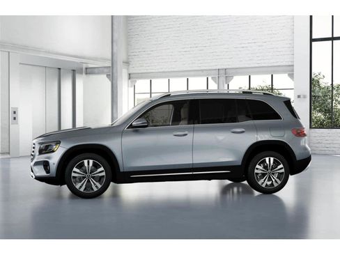 New 2026 Mercedes-Benz GLB 250 image 34