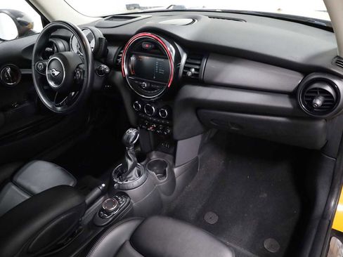 Used 2016 MINI Cooper 2-Door Hardtop image 6