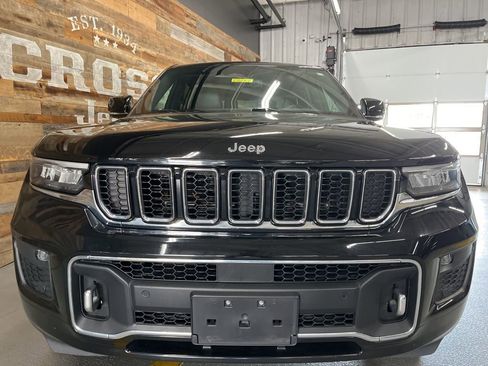 Used 2022 Jeep Grand Cherokee L Overland w/ Luxury Tech Group IV image 7