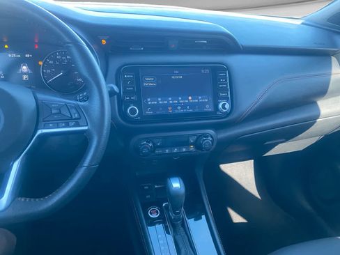 Used 2024 Nissan Kicks SR w/ SR Premium Package FWD image 14