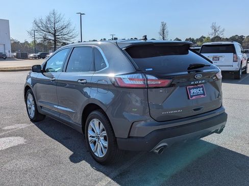 Used 2022 Ford Edge Titanium image 7
