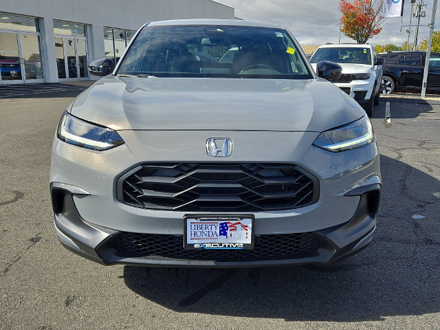 Used 2025 Honda HR-V Sport image 2