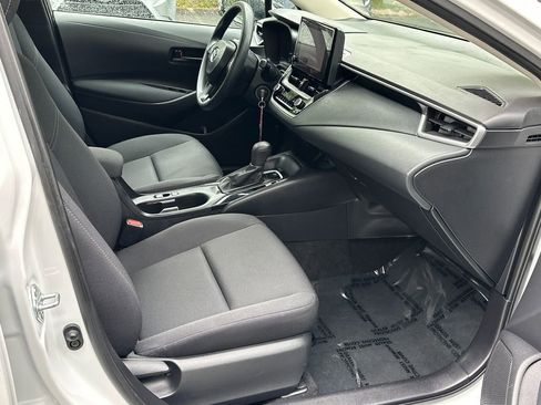 Used 2023 Toyota Corolla LE FWD image 8