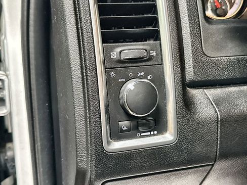 Used 2021 RAM 1500 Classic Warlock image 16