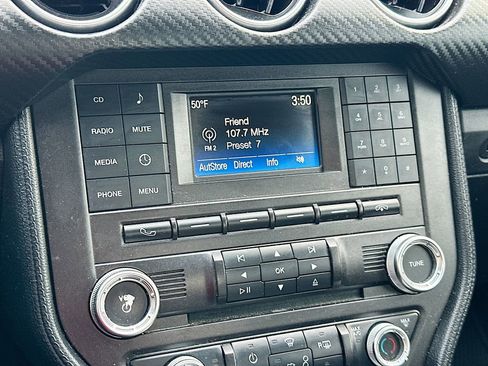 Used 2018 Ford Mustang EcoBoost image 12