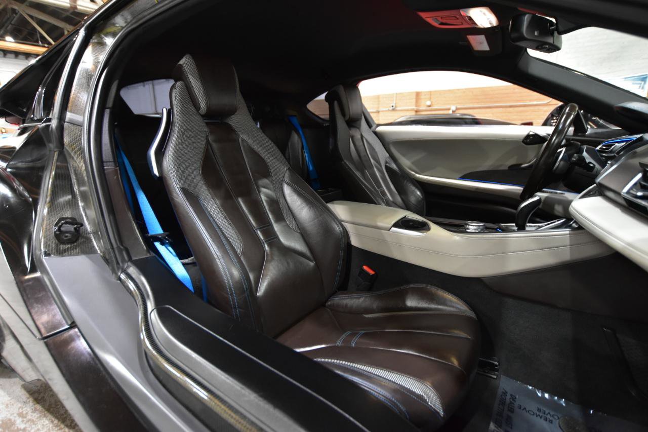 Used 2016 BMW i8 AWD/4WD image 41