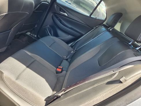 Used 2023 Buick Encore GX Preferred w/ Cold Weather Comfort Package AWD/4WD image 7