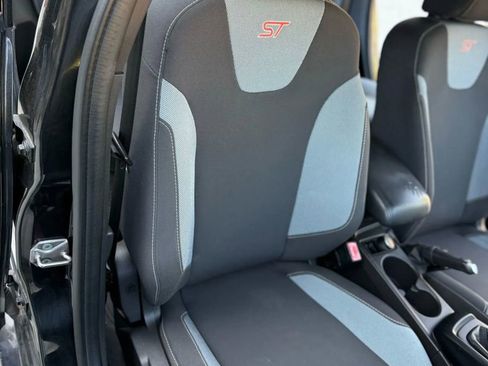 Used 2013 Ford Focus ST image 31