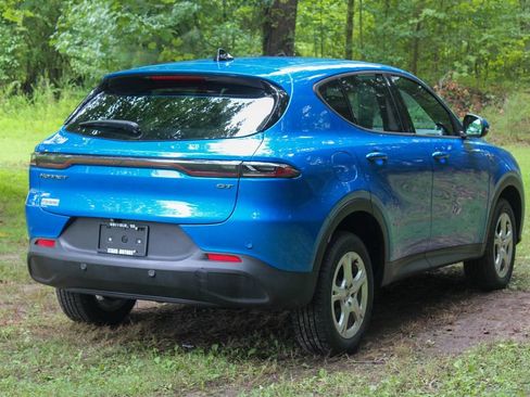 Certified 2024 Dodge Hornet GT image 3