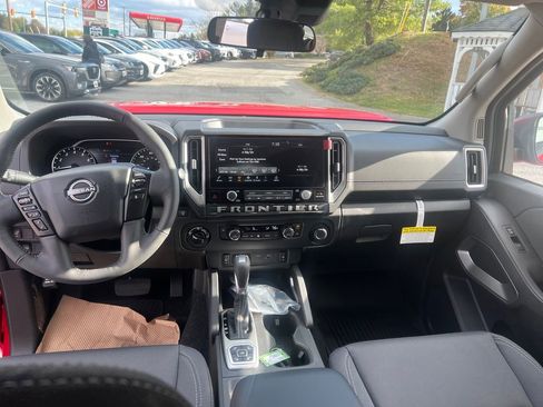 New 2026 Nissan Frontier SV w/ All-Weather Content Package AWD/4WD image 13