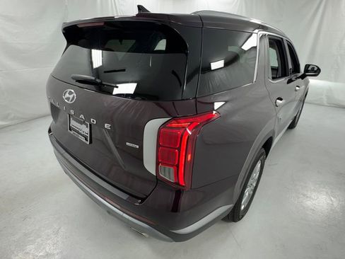 Used 2023 Hyundai Palisade SEL w/ Cargo Package AWD/4WD image 3