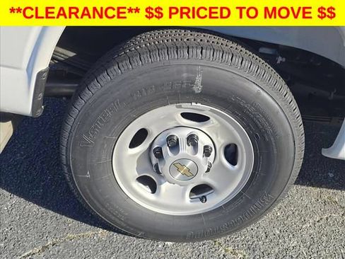 New 2025 Chevrolet Express 2500 Extended w/ Driver Convenience Package RWD image 20