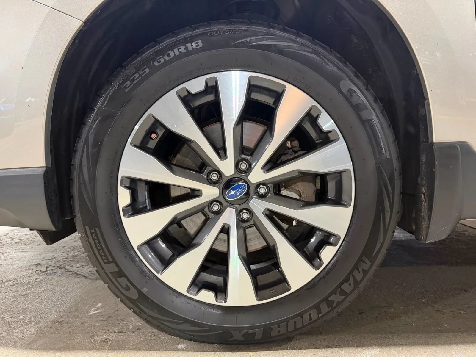 Used 2017 Subaru Outback 2.5i Limited AWD/4WD image 18