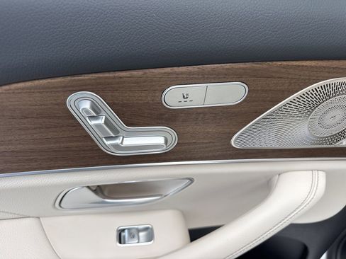 New 2026 Mercedes-Benz GLS 450 4MATIC image 14
