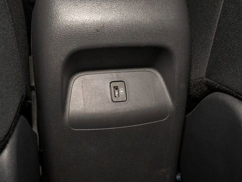 Used 2024 Nissan Sentra SV image 7