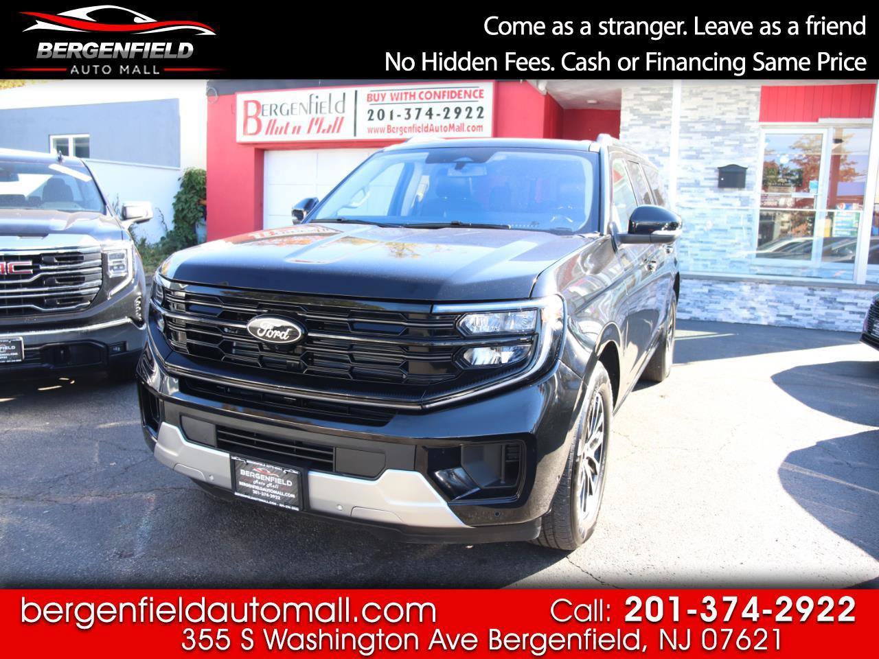 Used 2025 Ford Expedition Max Platinum AWD/4WD image 1